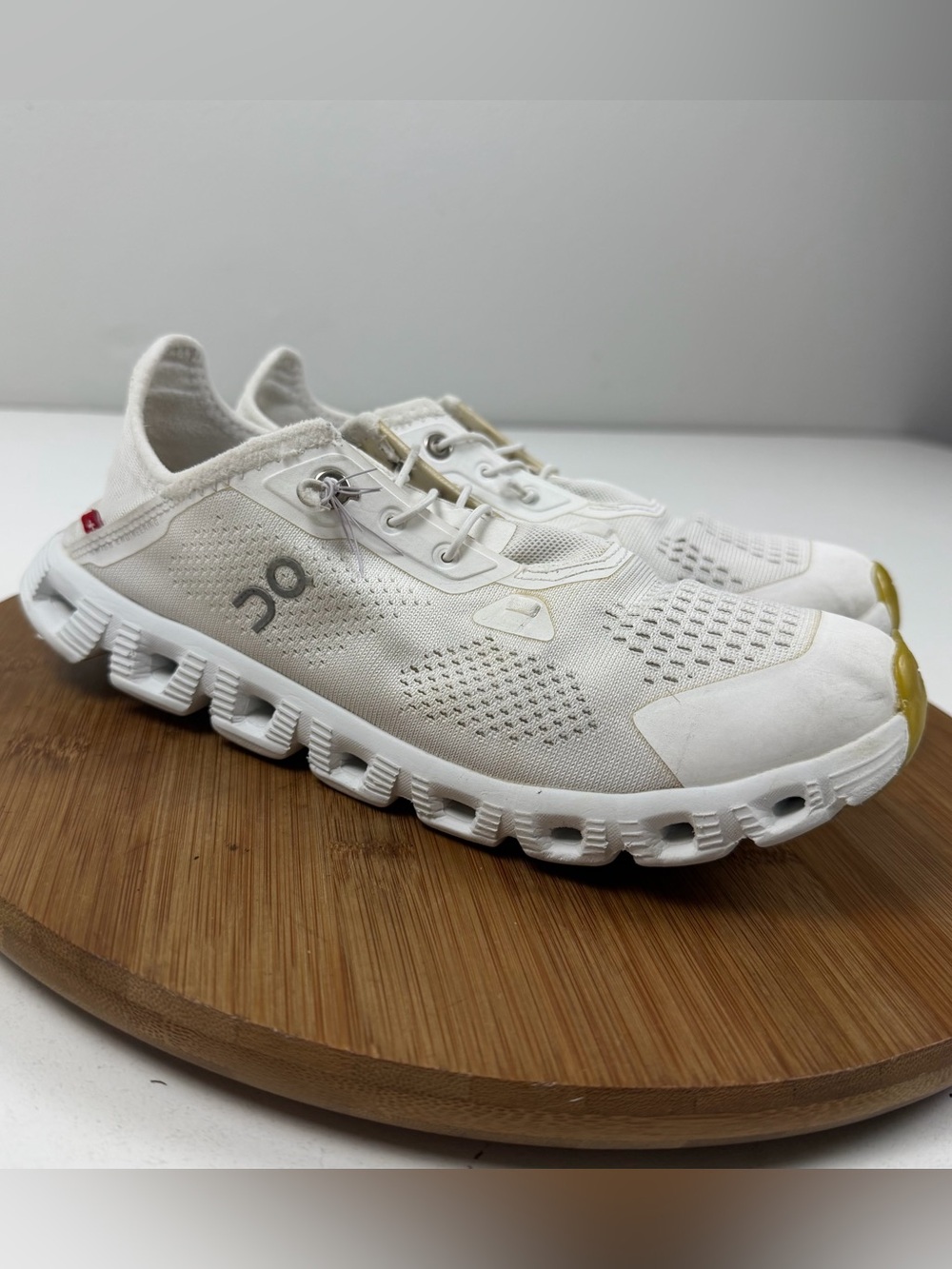On Running Cloud 5 Coast Athletic Shoes